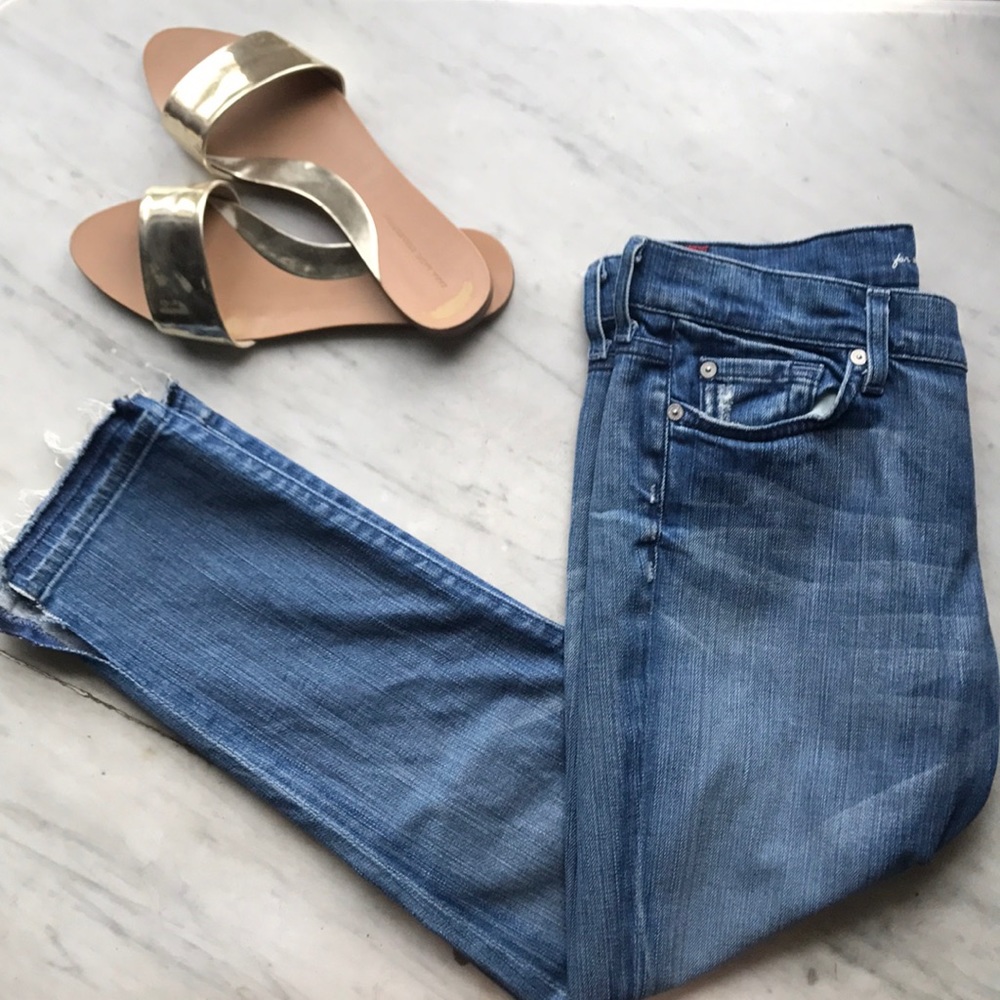 Seven for All Mankind - frayed hem skinnies!